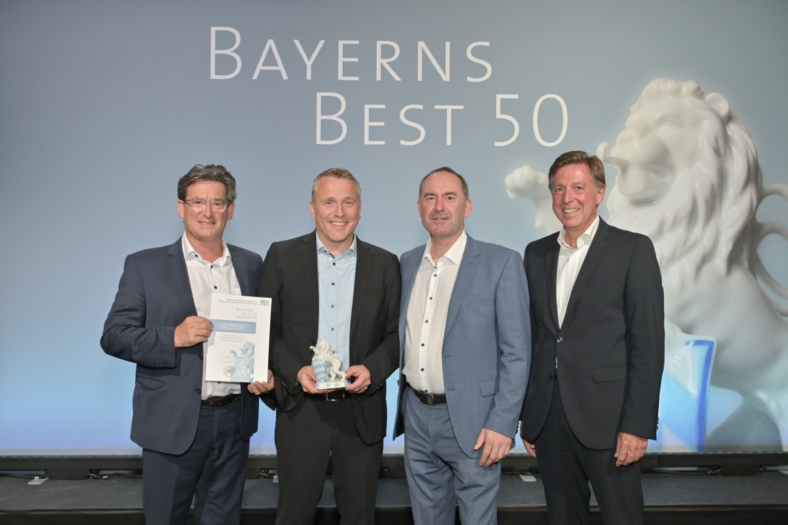 Bernd Krebs and Christoph Hauck at the award ceremony for Bavaria's Best 50